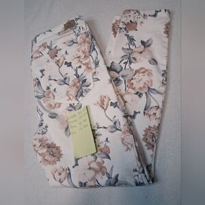 Jordache Floral Ankle Highrise Cropped Pants - Cream & Blush